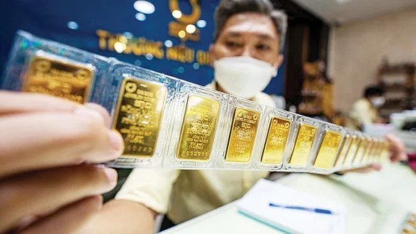 Cẩn trọng: Mua bán vàng miếng có thể bị đánh thuế TNCN từ năm 2026?